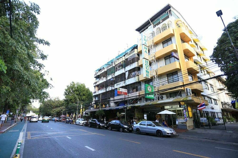 Hotel Thara House, Bangkok, photo