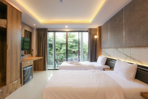 Гостевой дом The Mantra Hotel