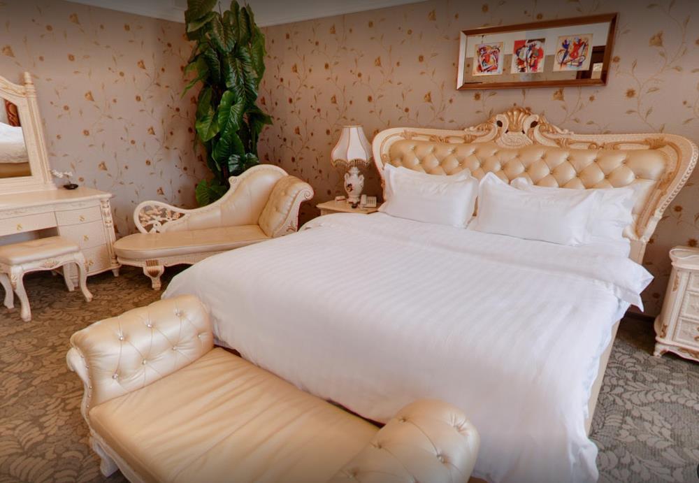 Фото Золотой слон