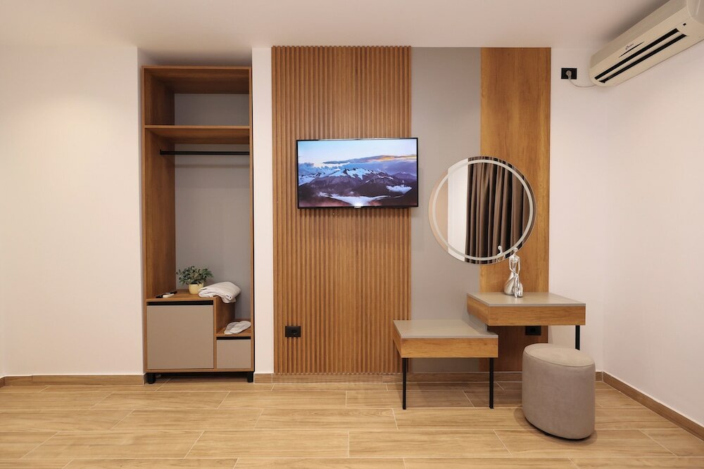 Фото Emar Hotel