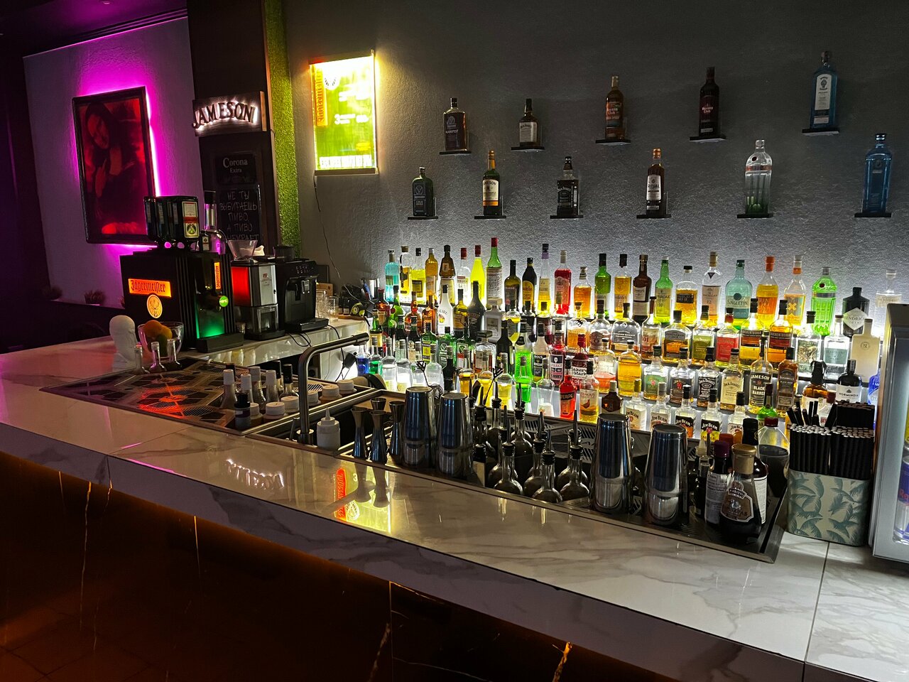 Новый лаунж-бар Kaif Lounge на ул. Сурганова в Минске: фото, обзор меню и цен, о