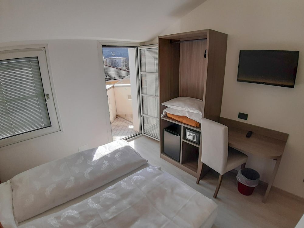 Фото Hotel Garnì Villa Fontana