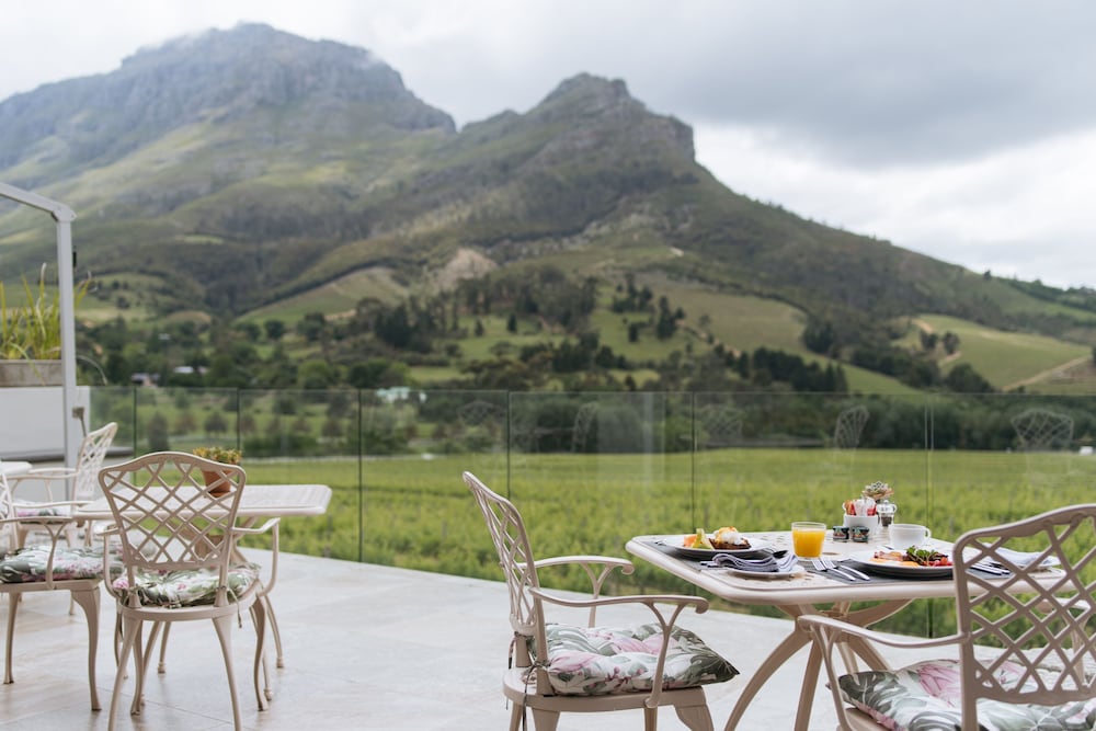 Фото Banhoek Lodge