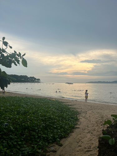 Внешний вид отеля Cross Pattaya Pratamnak в Паттайе, фото 4