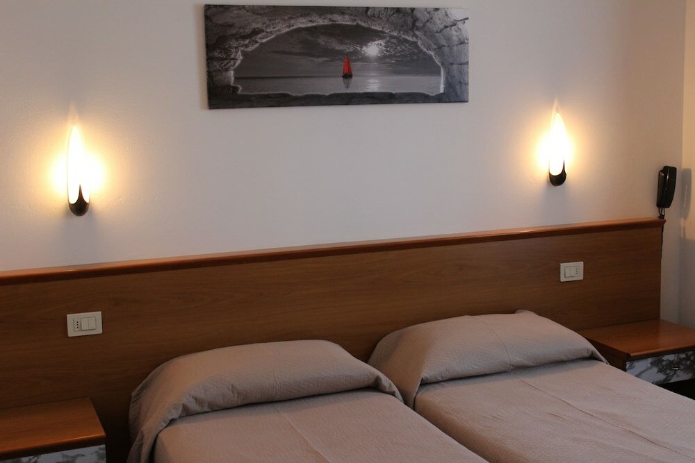 Фото Hotel Everest Arco