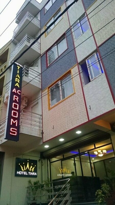 Гостиница Hotel Tiara в Бангалоре