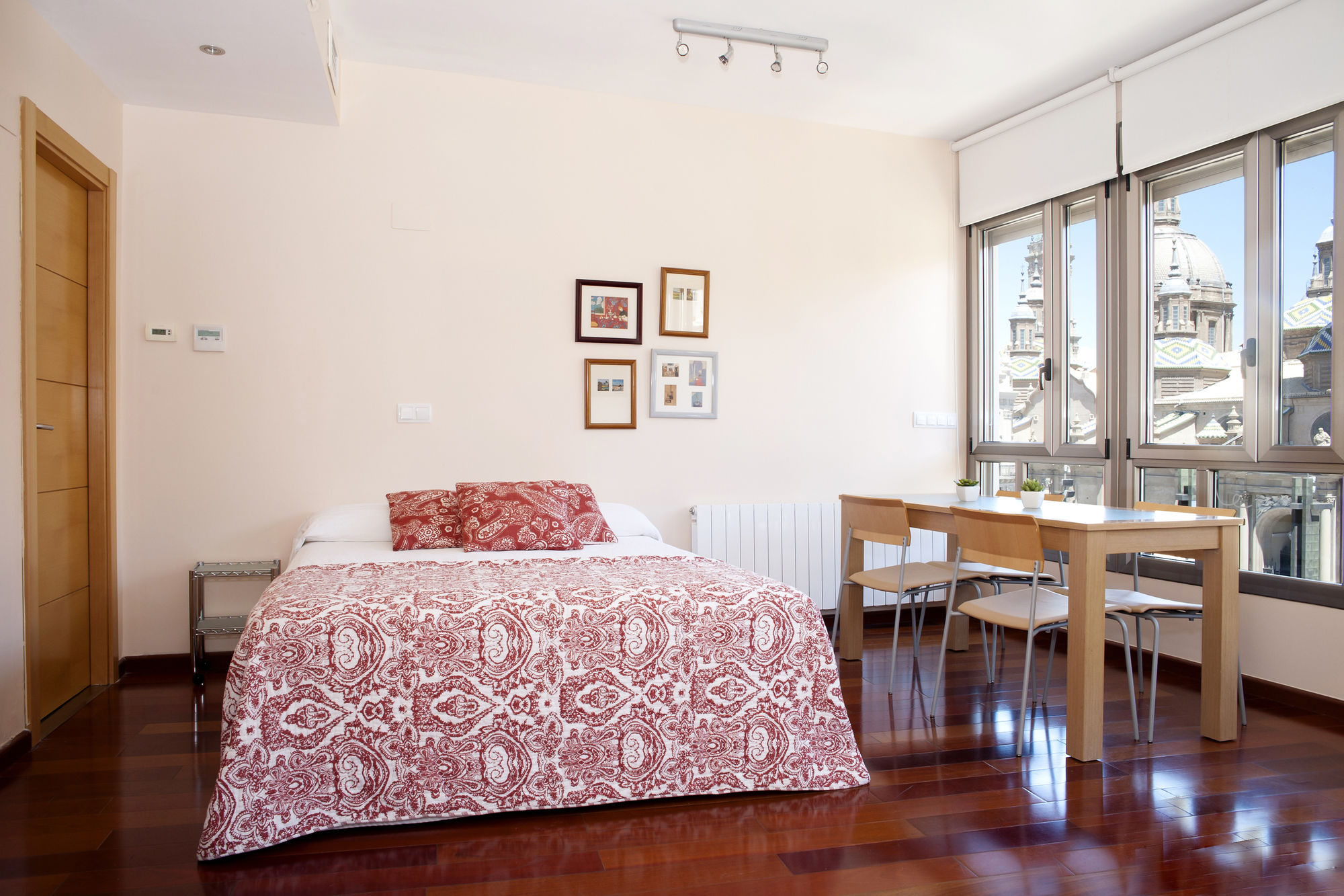 Фото Apartamentos Turísticos Sabinas El Pilar