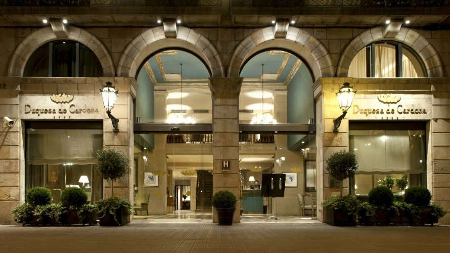 Фото отеля 1