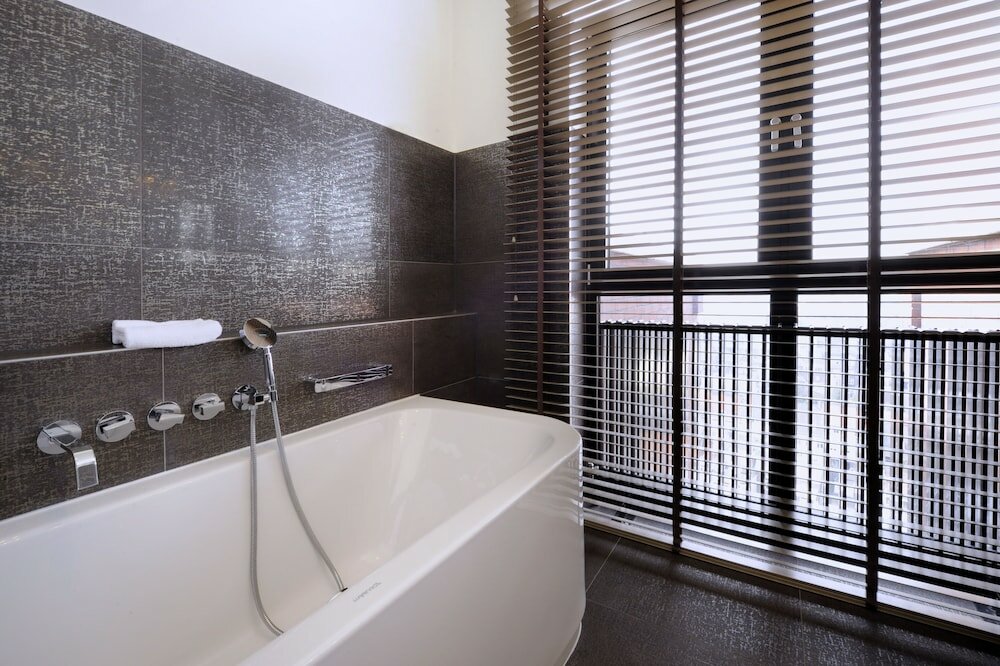 Фото Theaterhotel De Oranjerie