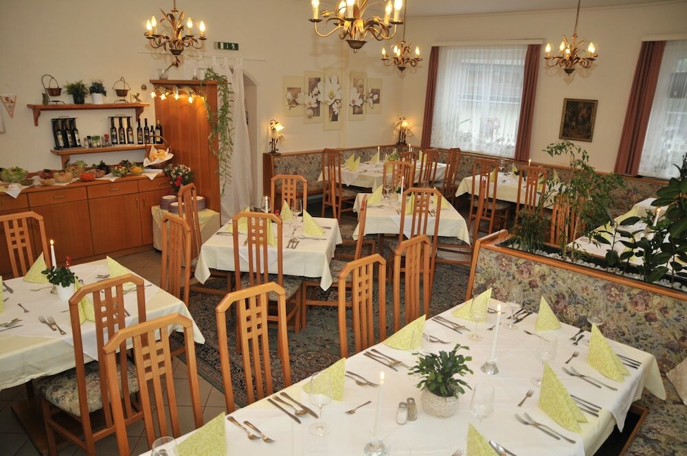 Фото Hotel Kirchenwirt