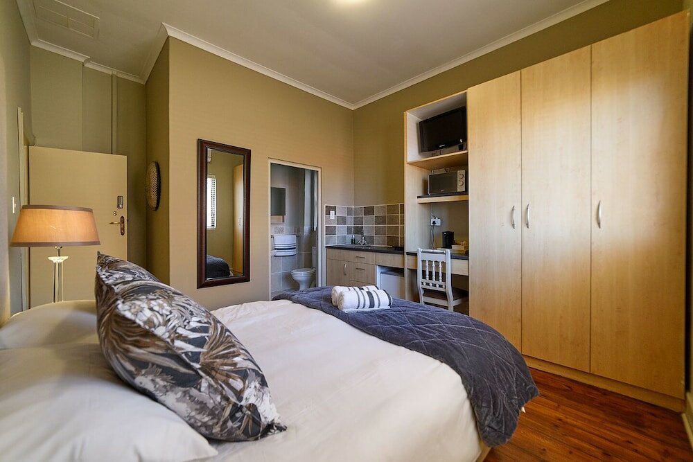 Фото Leeuwenzee Guest House