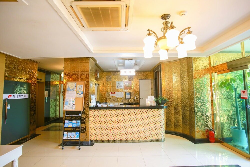 Фото Yeosu Beach Hotel