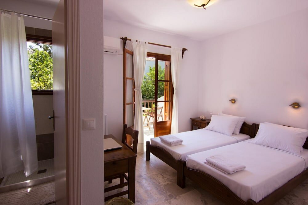 Фото Naftilos Skiathos