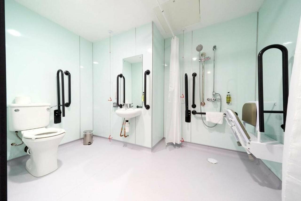 Фото EasyHotel London City Shoreditch