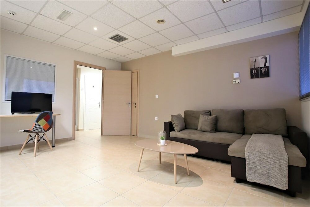 Фото Gk Airport Suites