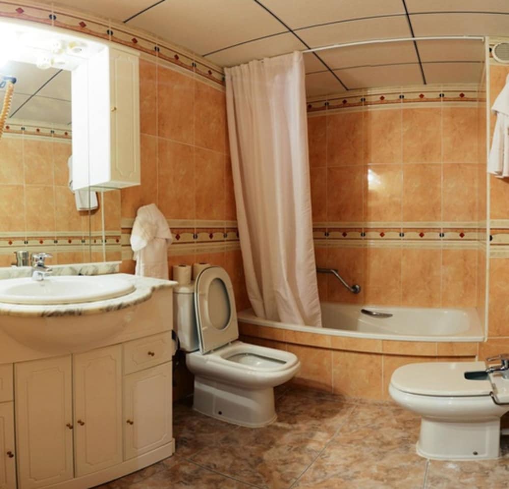 Фото Imperial Salou Apartments