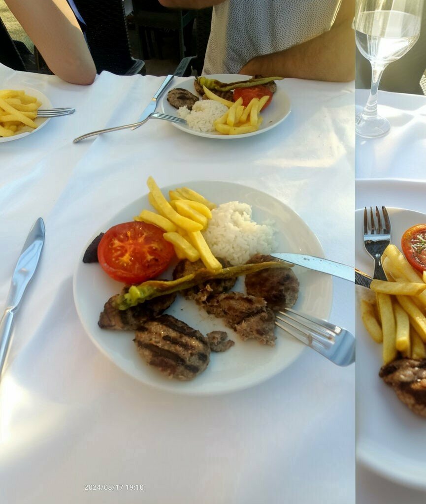 Restaurant Flower Steak House, Cide, photo