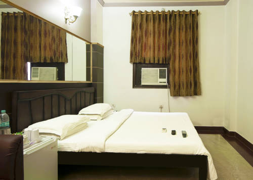 Фото Hotel Amrit Villa