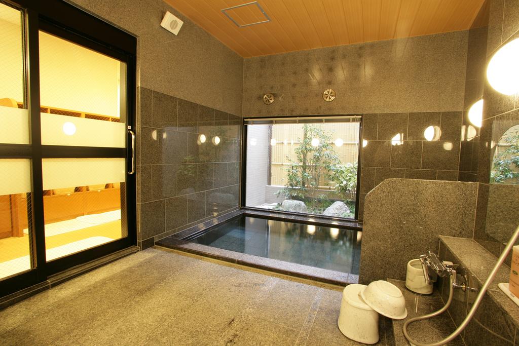 Фото Hotel Route-Inn Kanda Ekimae