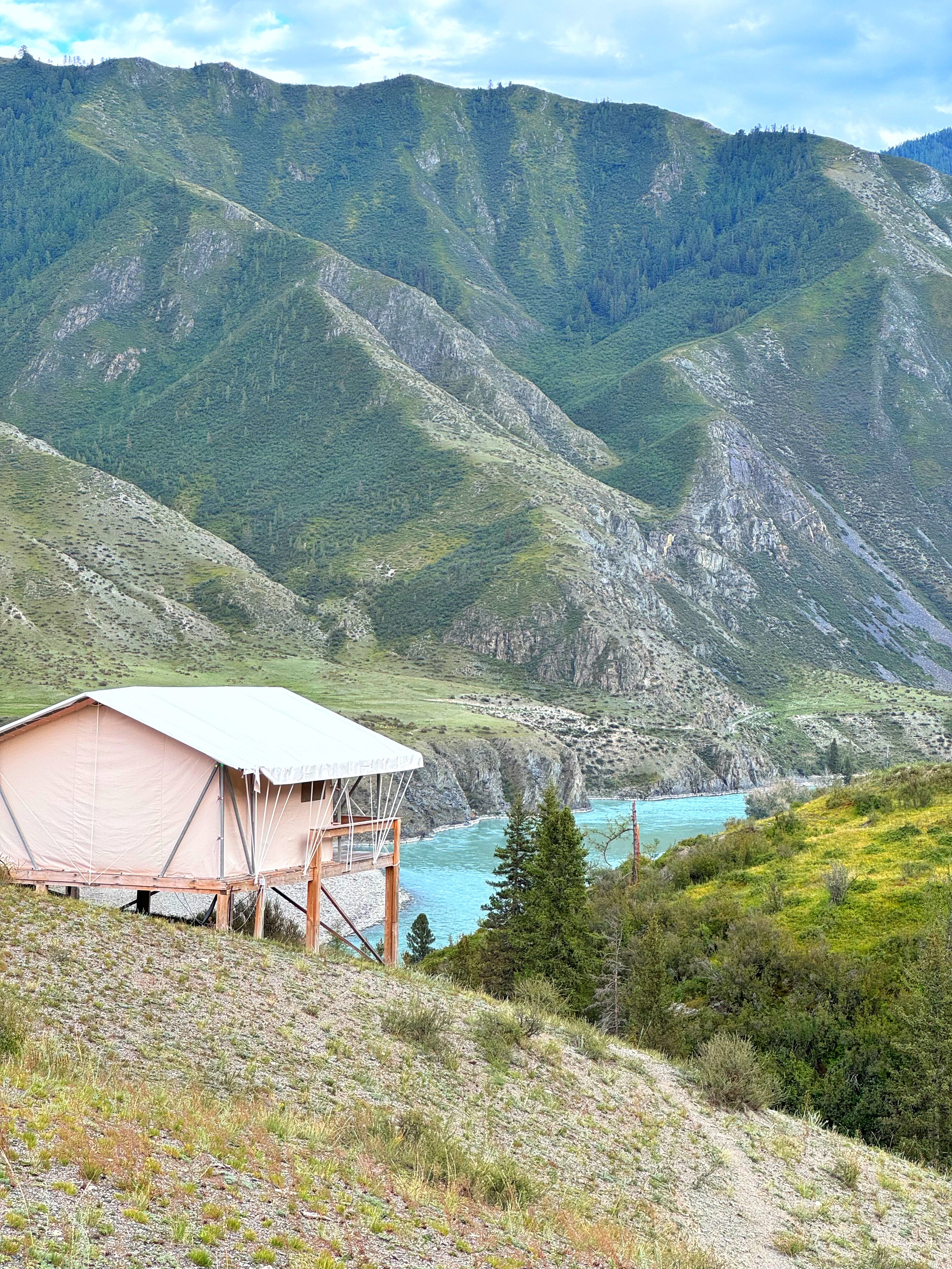 Фото Выше гор