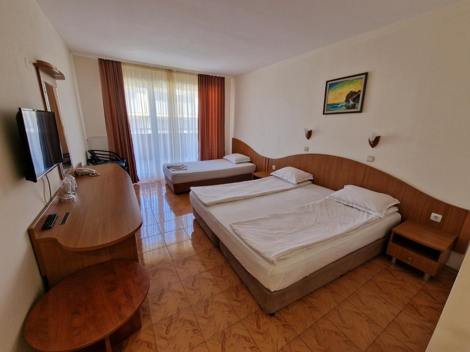 Фото Hotel Sunny