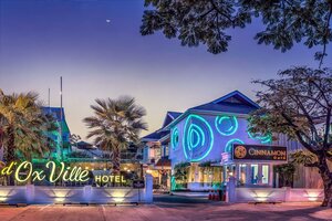 Гостиница Oxville Hotel в Паданге