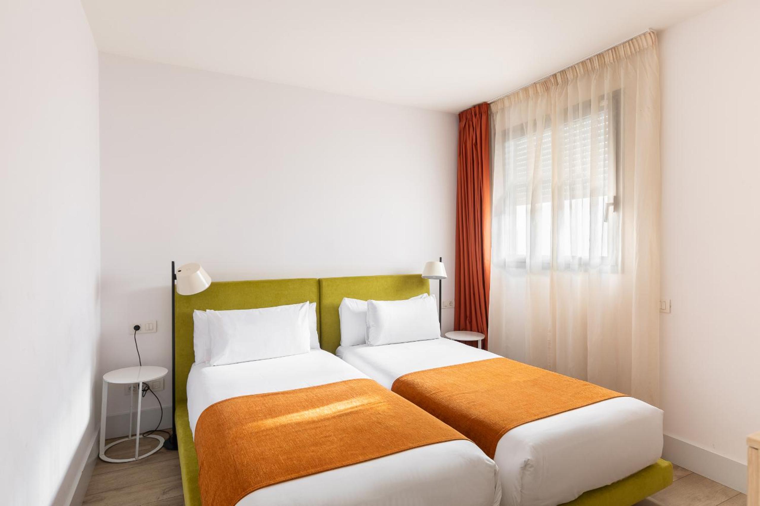 Фото Cosmo Apartments Passeig de Gràcia