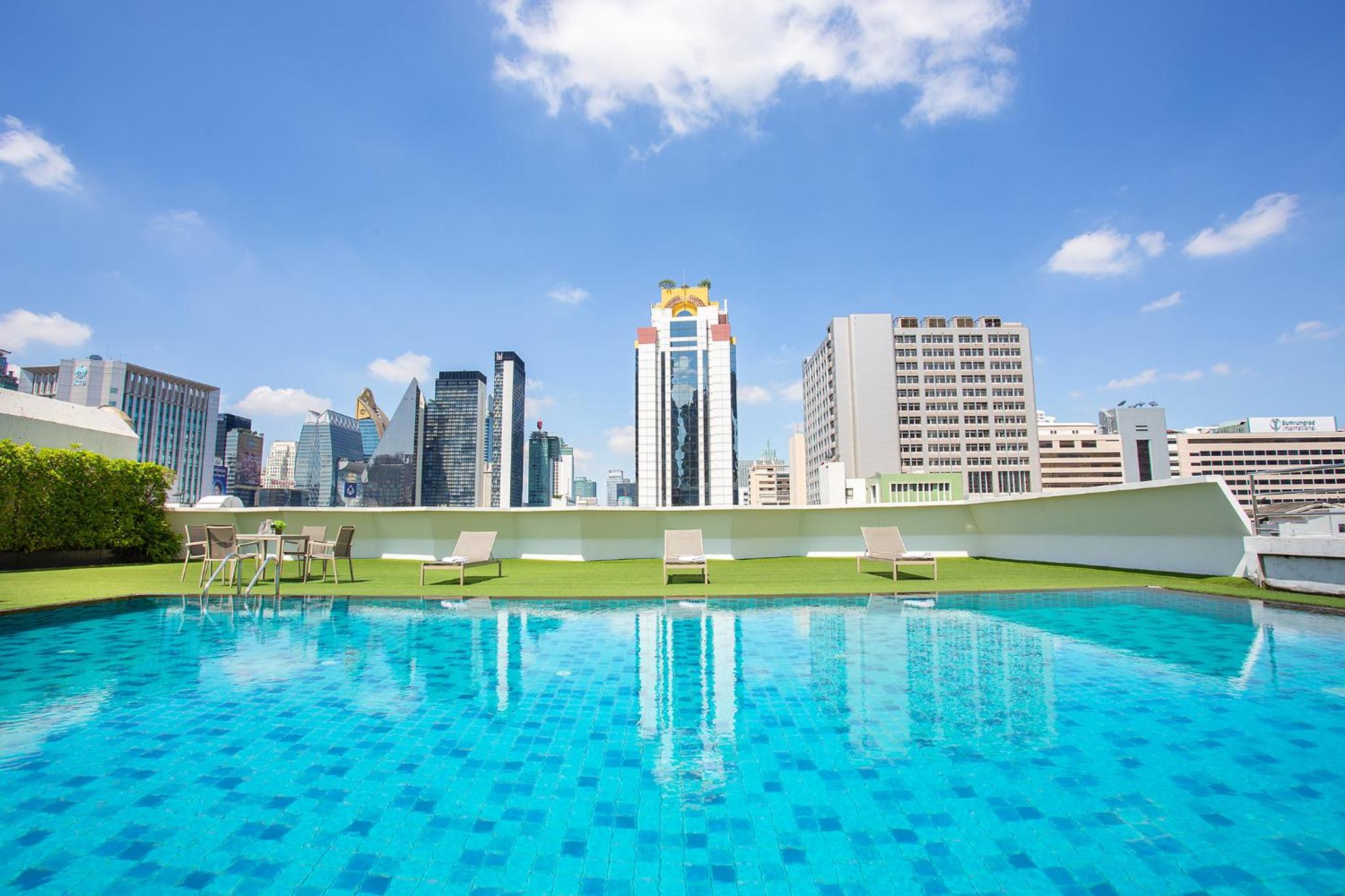 Фото Graceland Hotel Bangkok