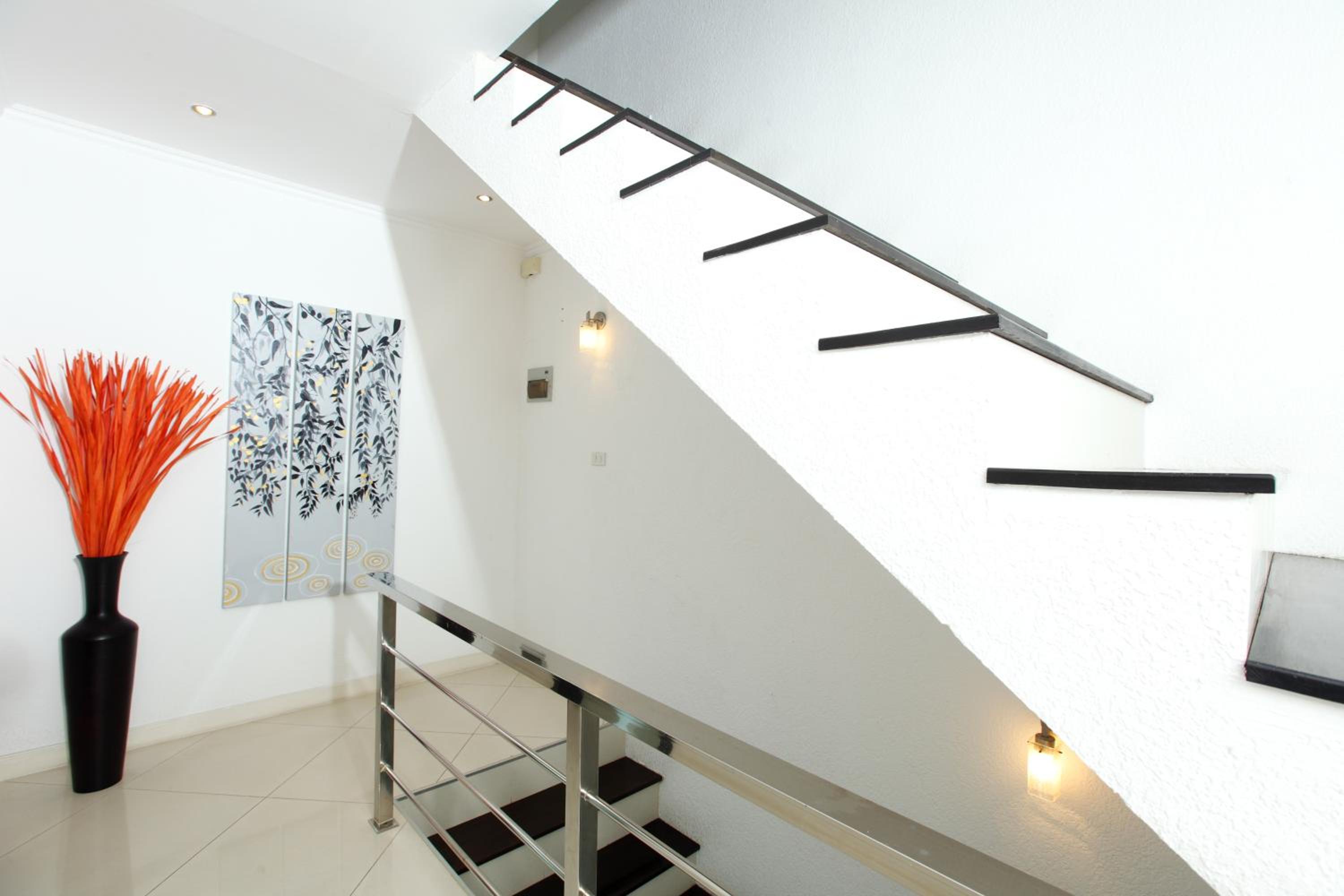 Фото Tabaluga Pool Villa Hotel