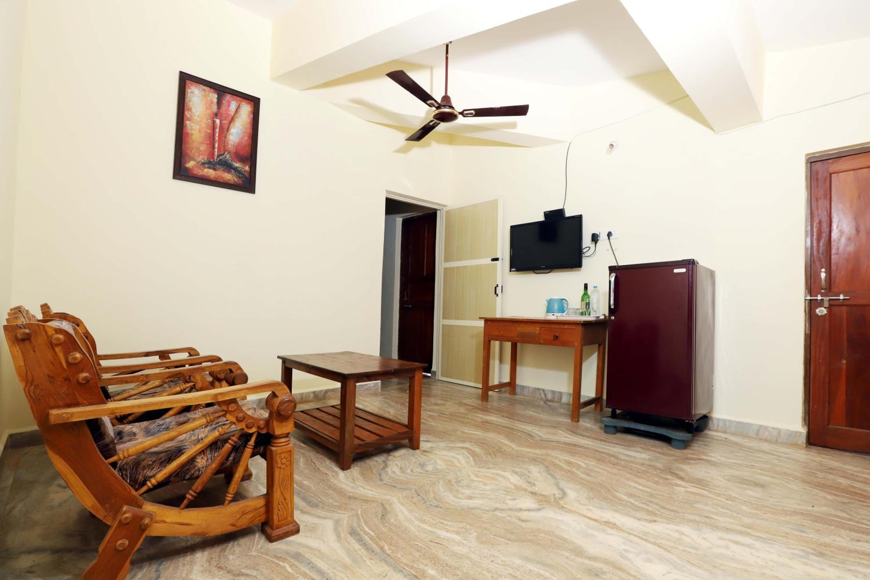 Фото Morjim Sunset Hotel