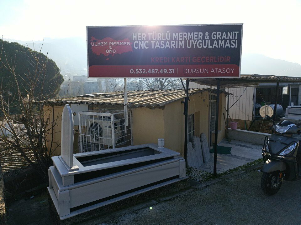 Production of tombstones Ülkem Marble, Izmir, photo