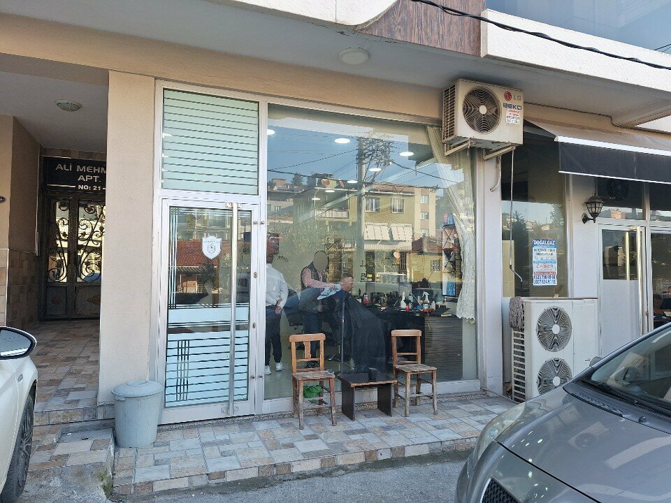 Barber shop Saloon Yuksel, Izmir, photo