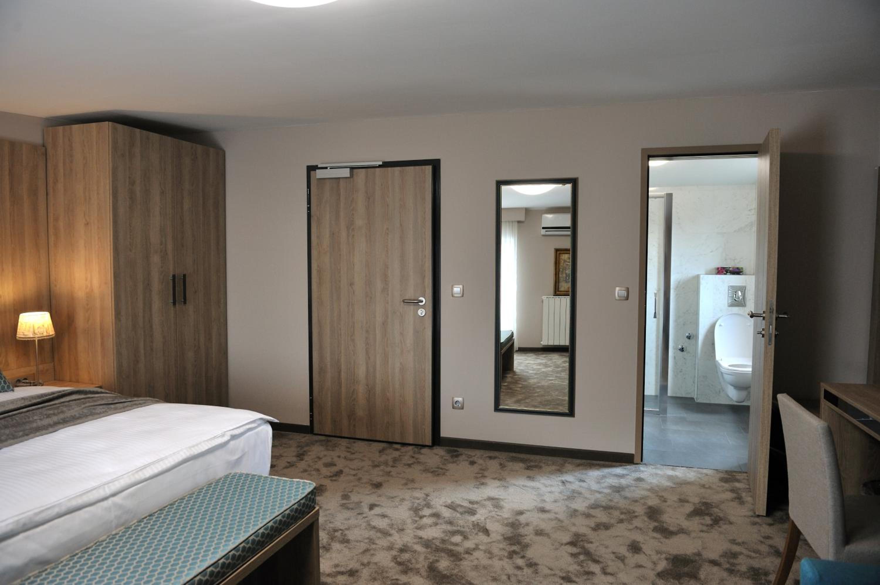 Фото VIP Hotel Sarajevo