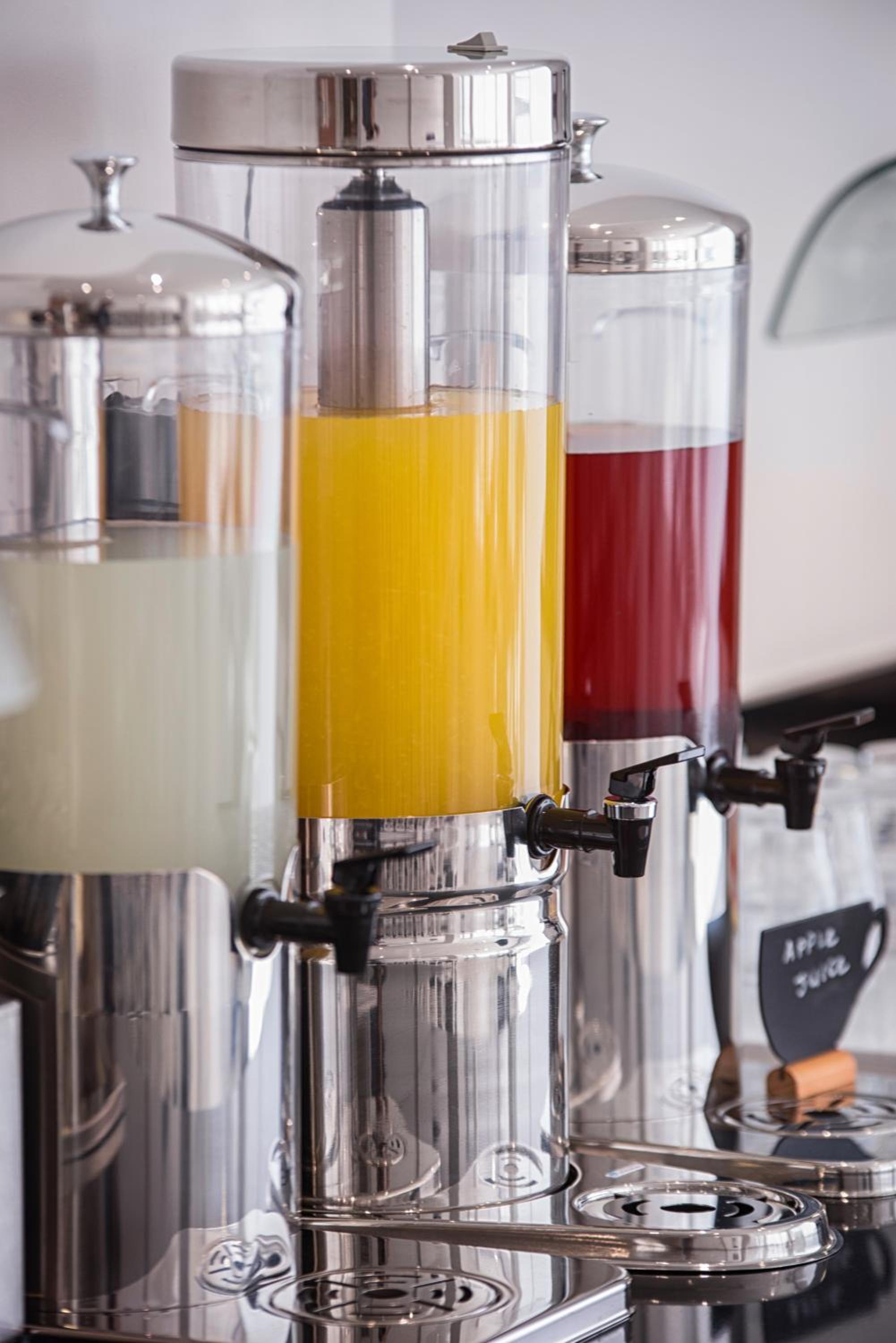 Фото Irini Hotel