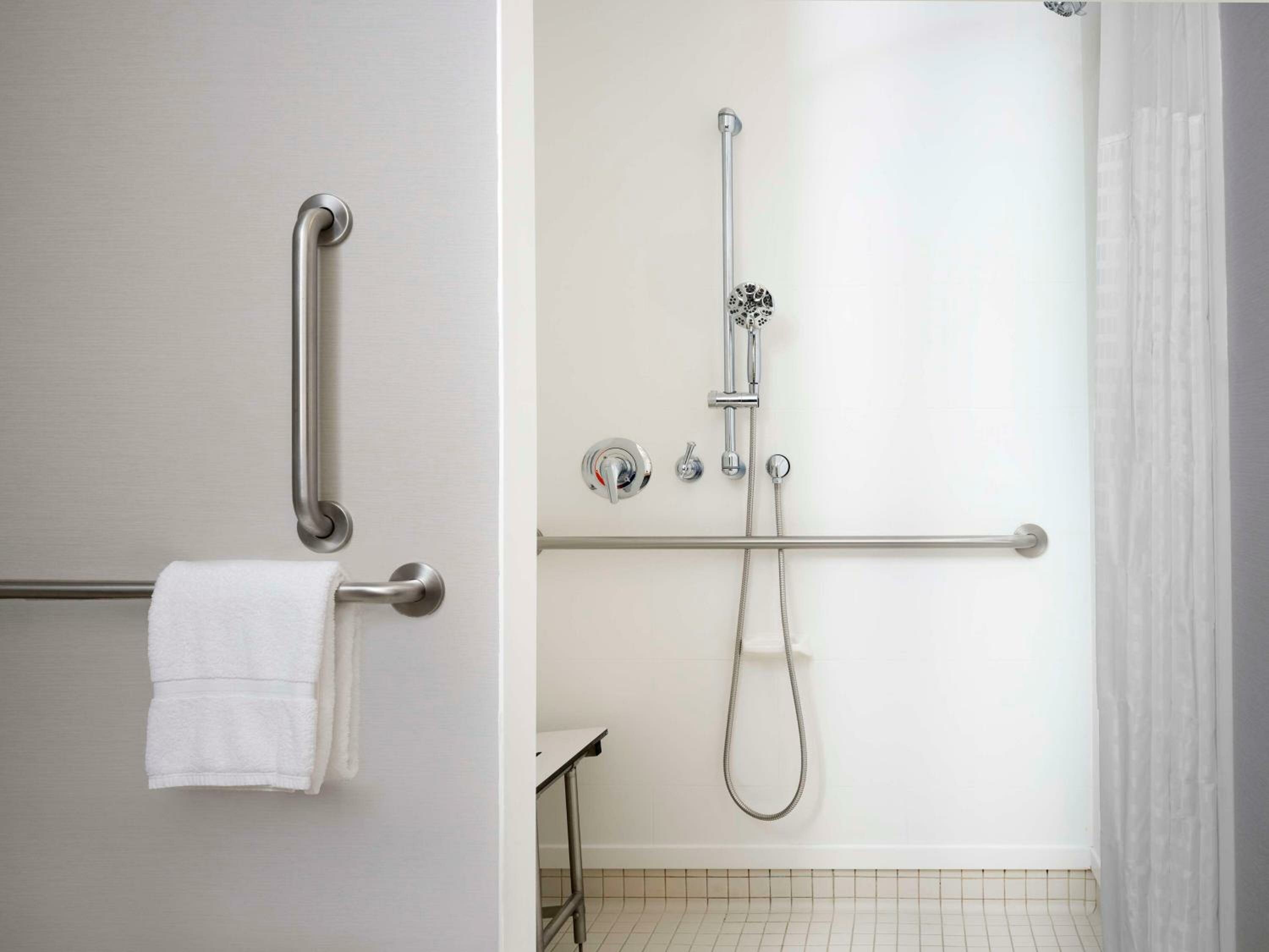 Фото Homewood Suites by Hilton Carle Place - Garden City, NY