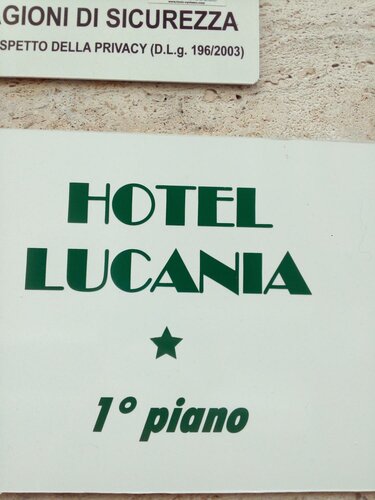 Гостиница Hotel Lucania в Милане