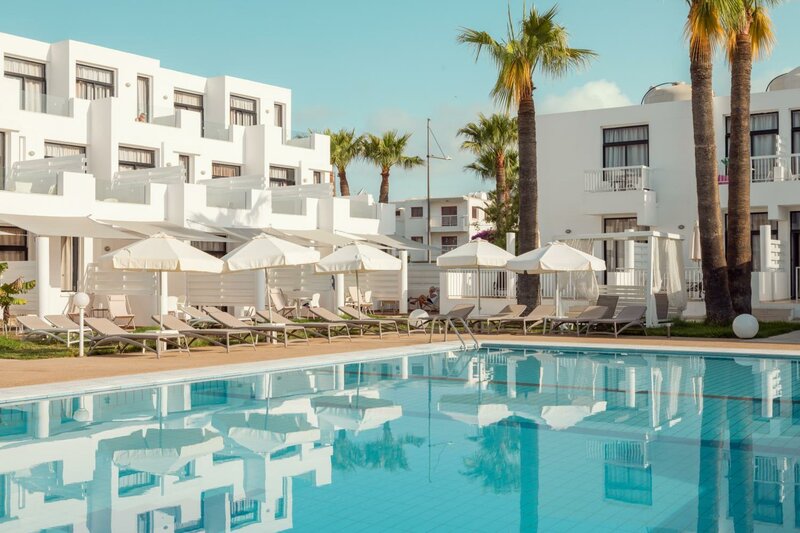 Гостиница Lantiana Napa Aparthotel в Айя-Напе