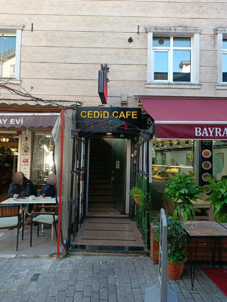 Restaurante Paradise Cafe Hidden Garden Restaurant & Hookah, , foto