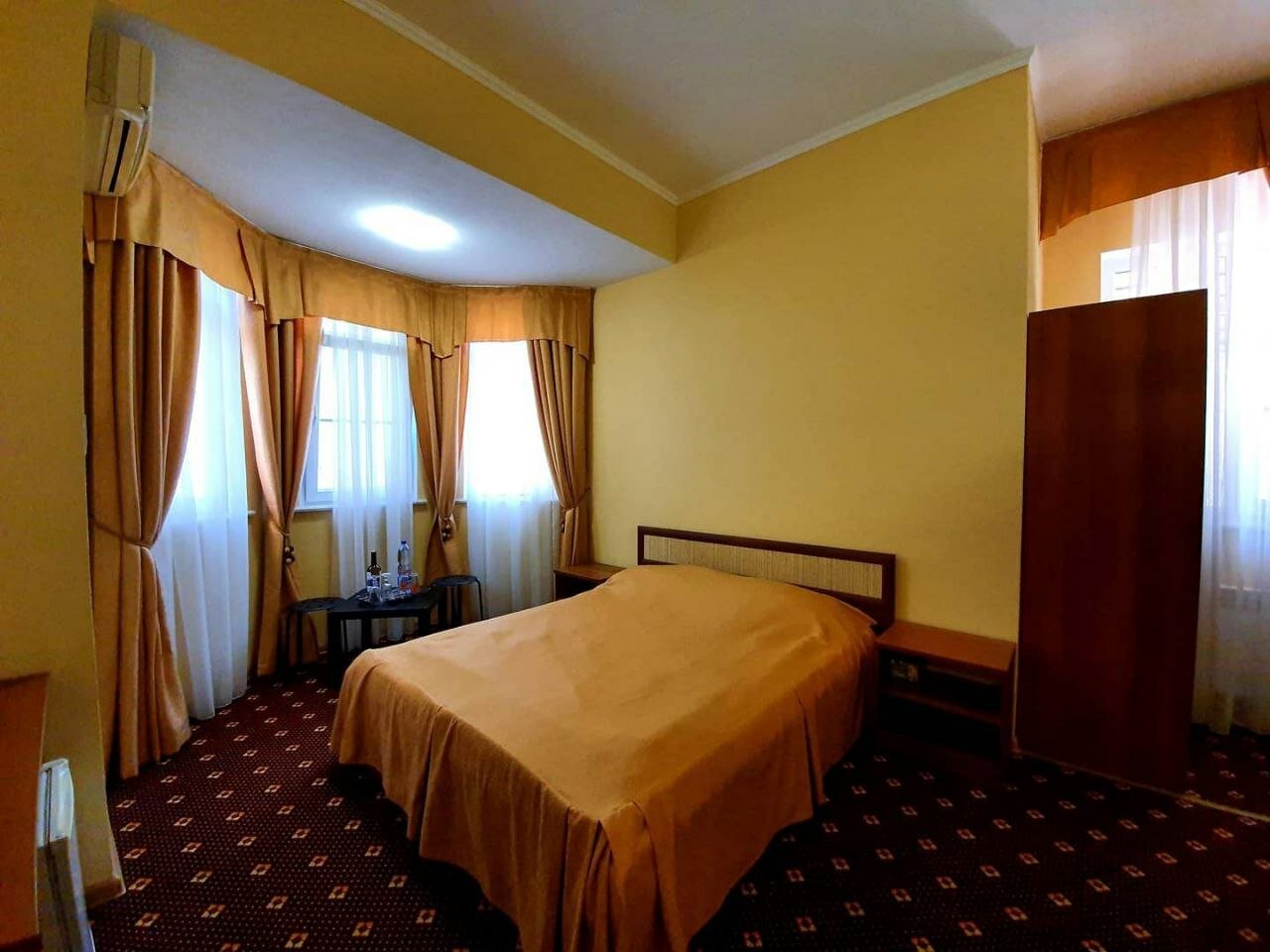 Фото Атлант