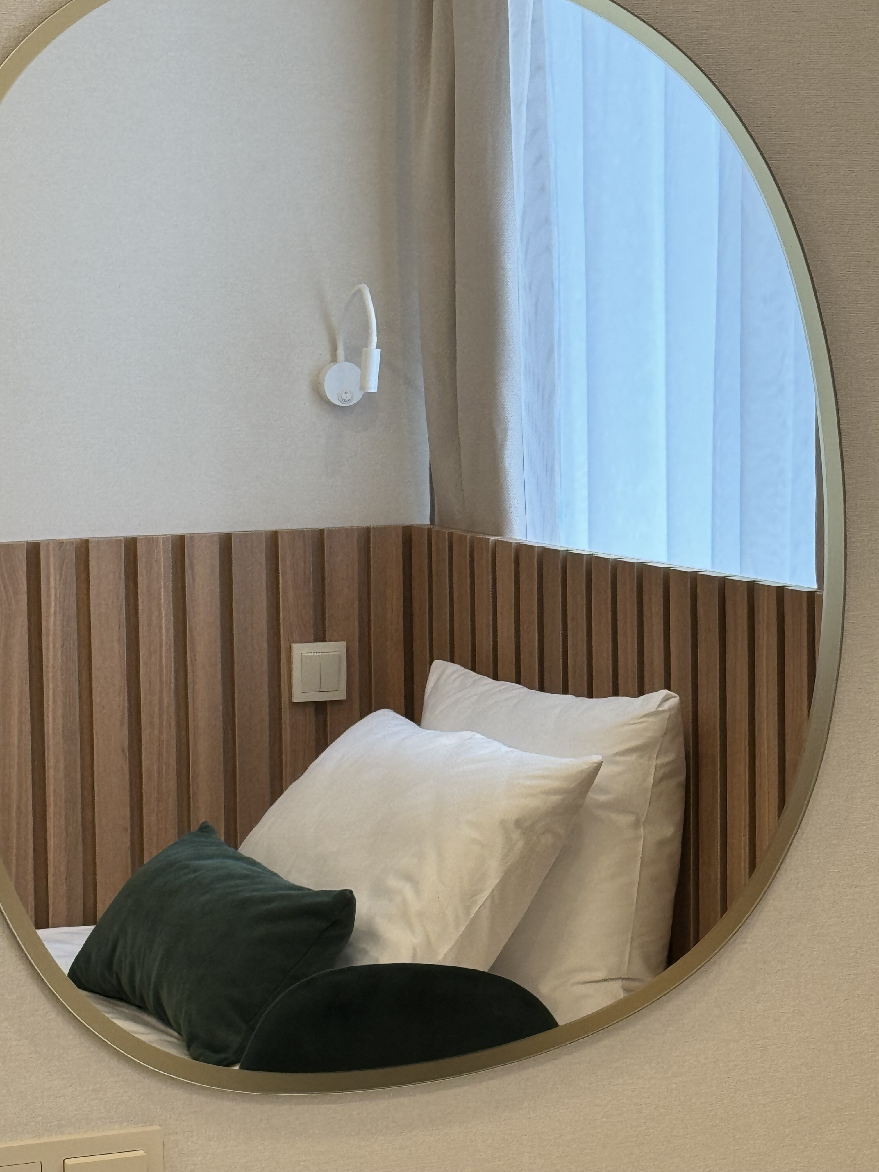 Фото Mirum hotel