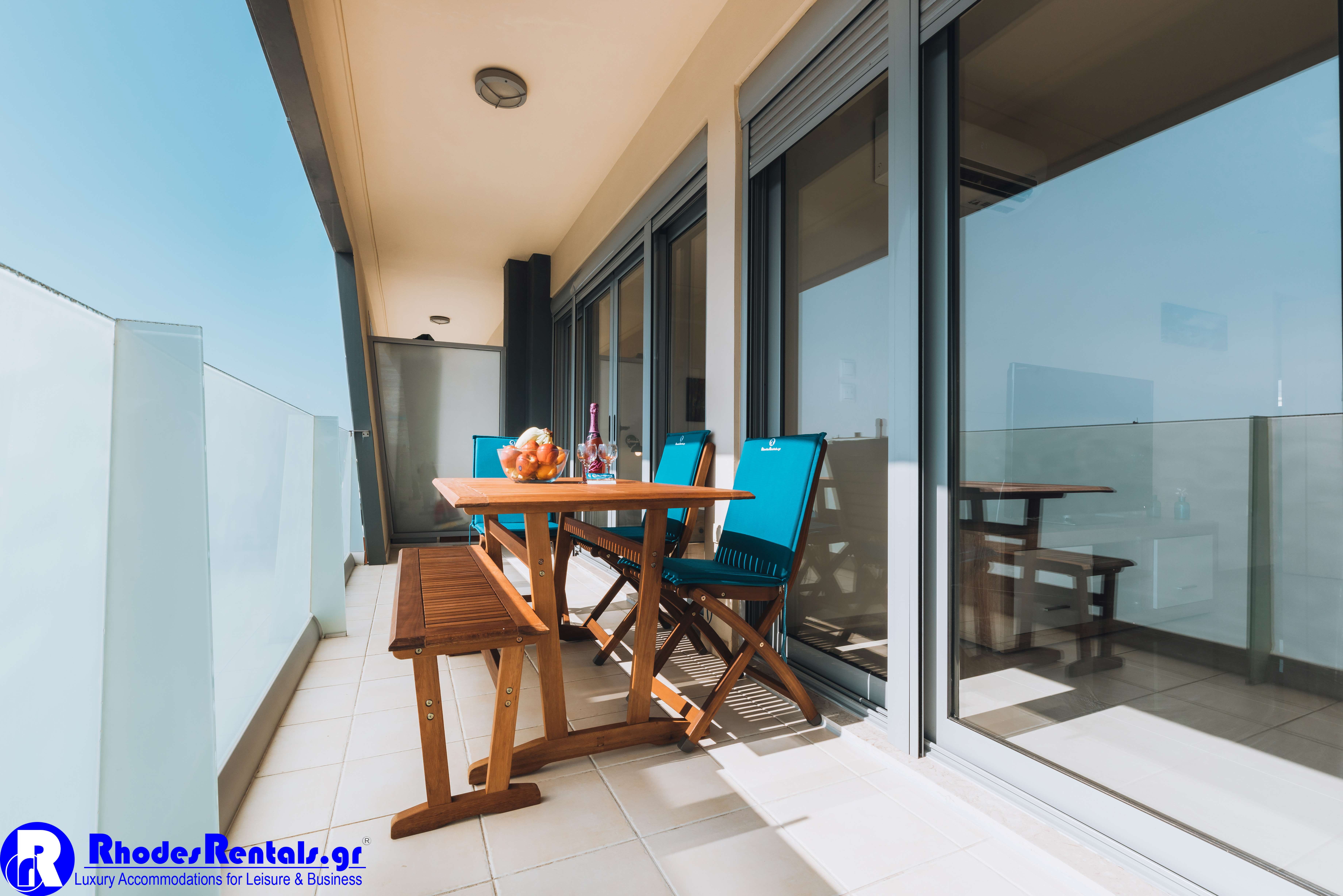 Фото Гостевой дом Port Haven Suite