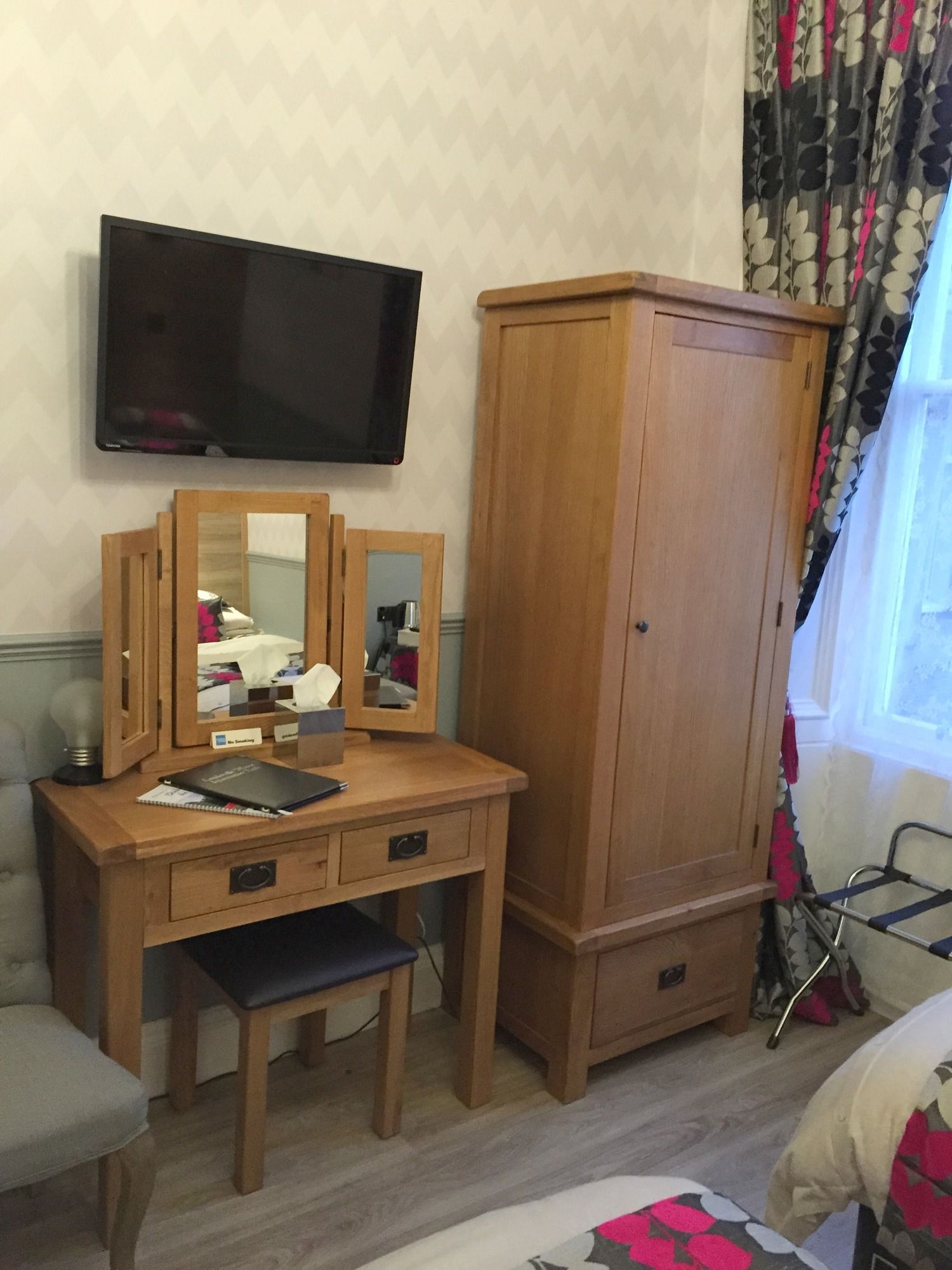 Фото Lauderville Guest House