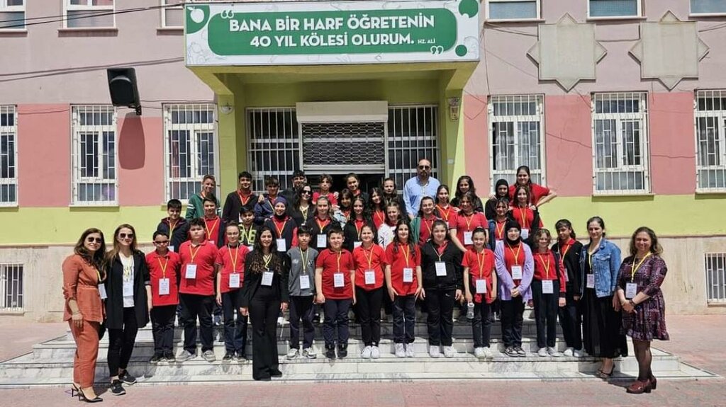 School Suleyman Celebi Middle School, Konya, photo