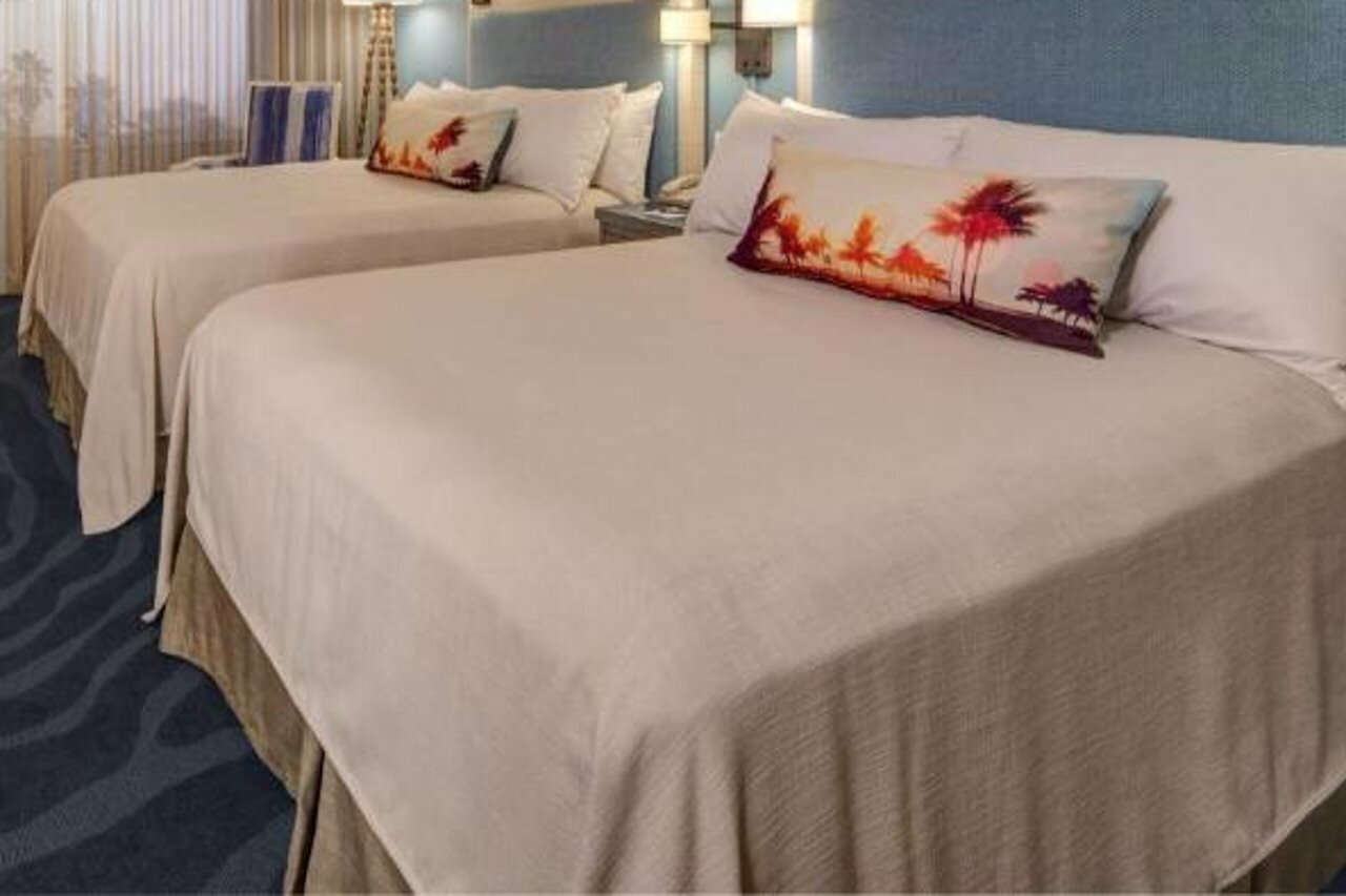 Фото Universal's Loews Sapphire Falls Resort