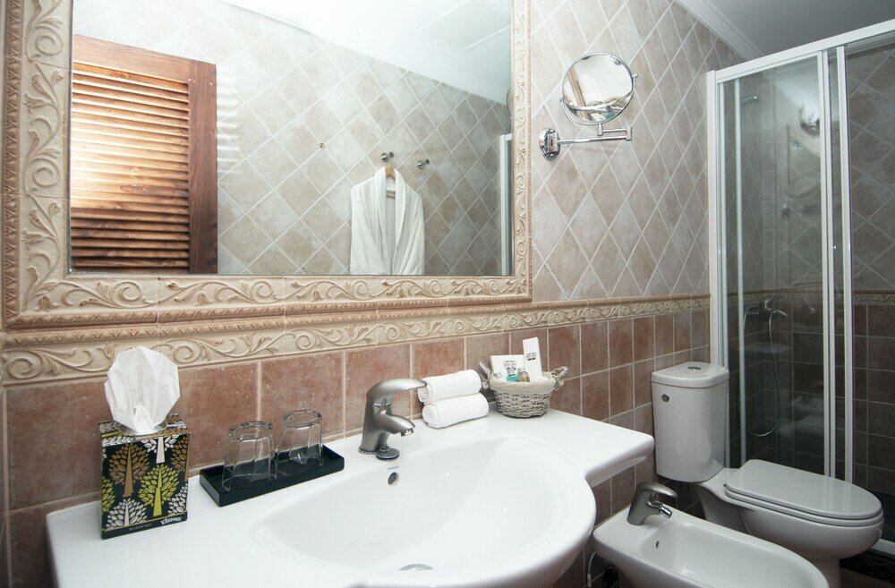 Фото Hotel Melva Suite