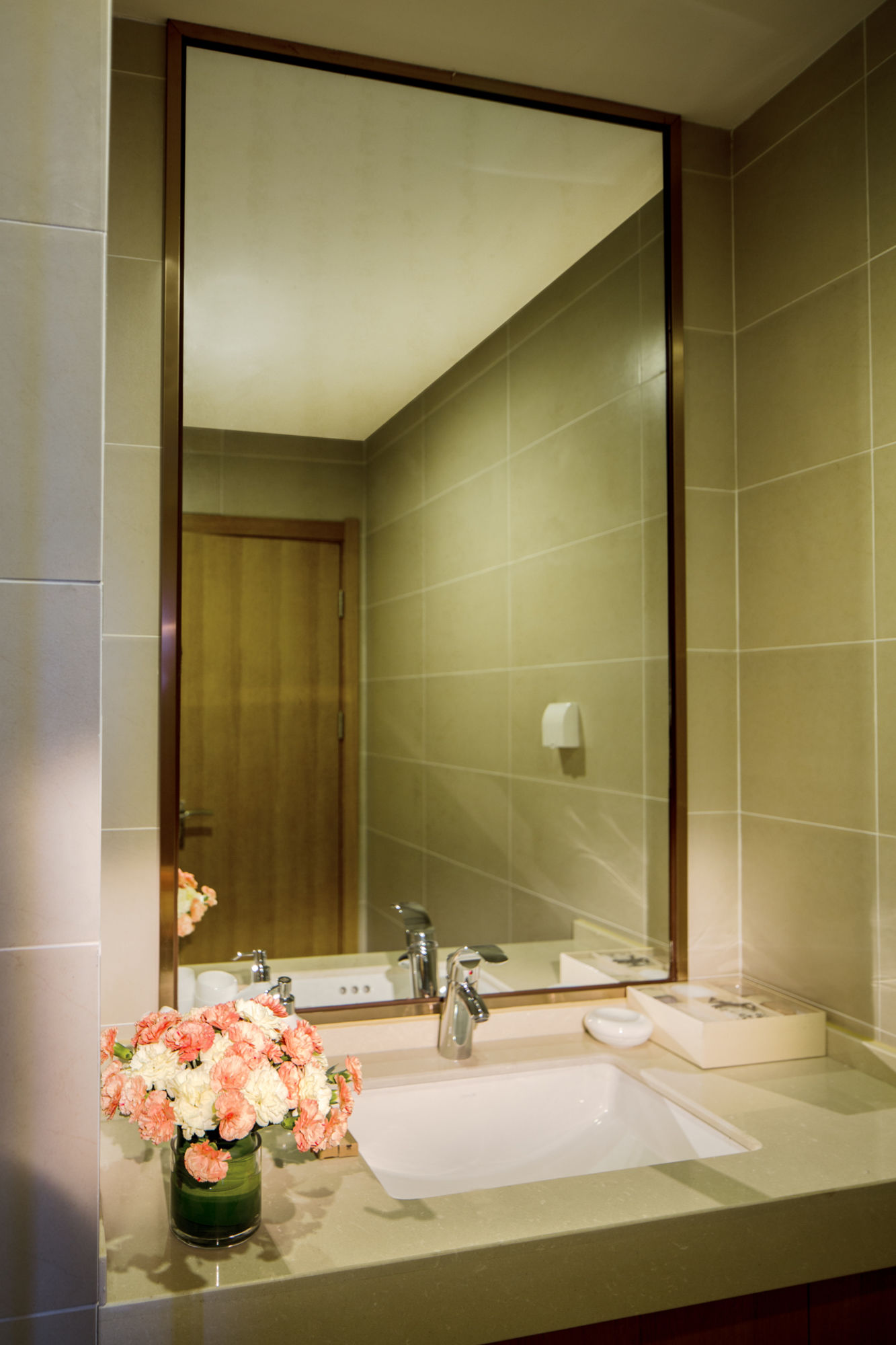 Фото Oak Chateau Dalian