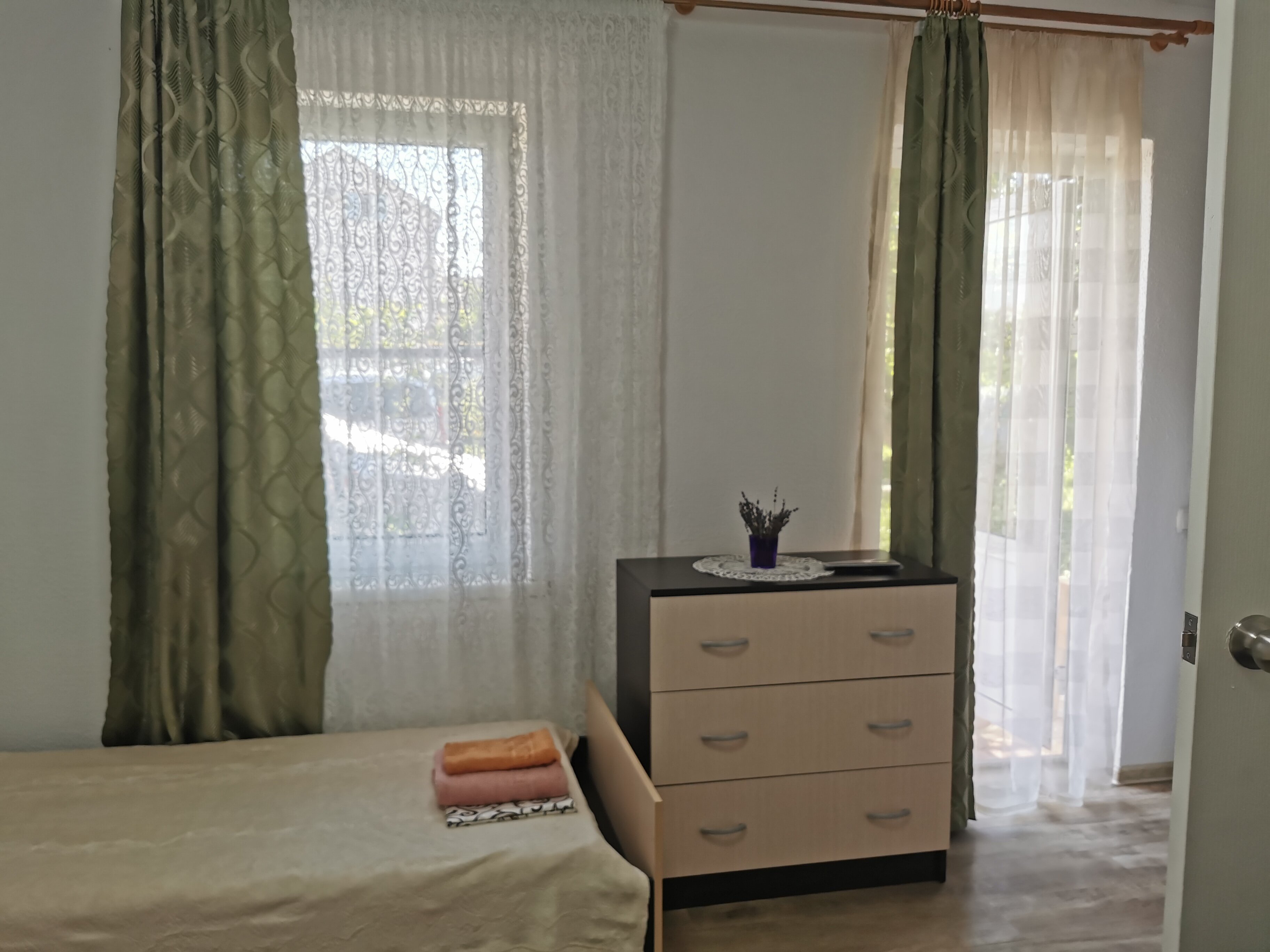 Фото Лонисера