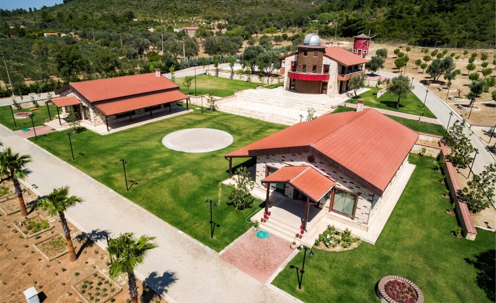 College Bilimsev Koleji, Izmir, photo