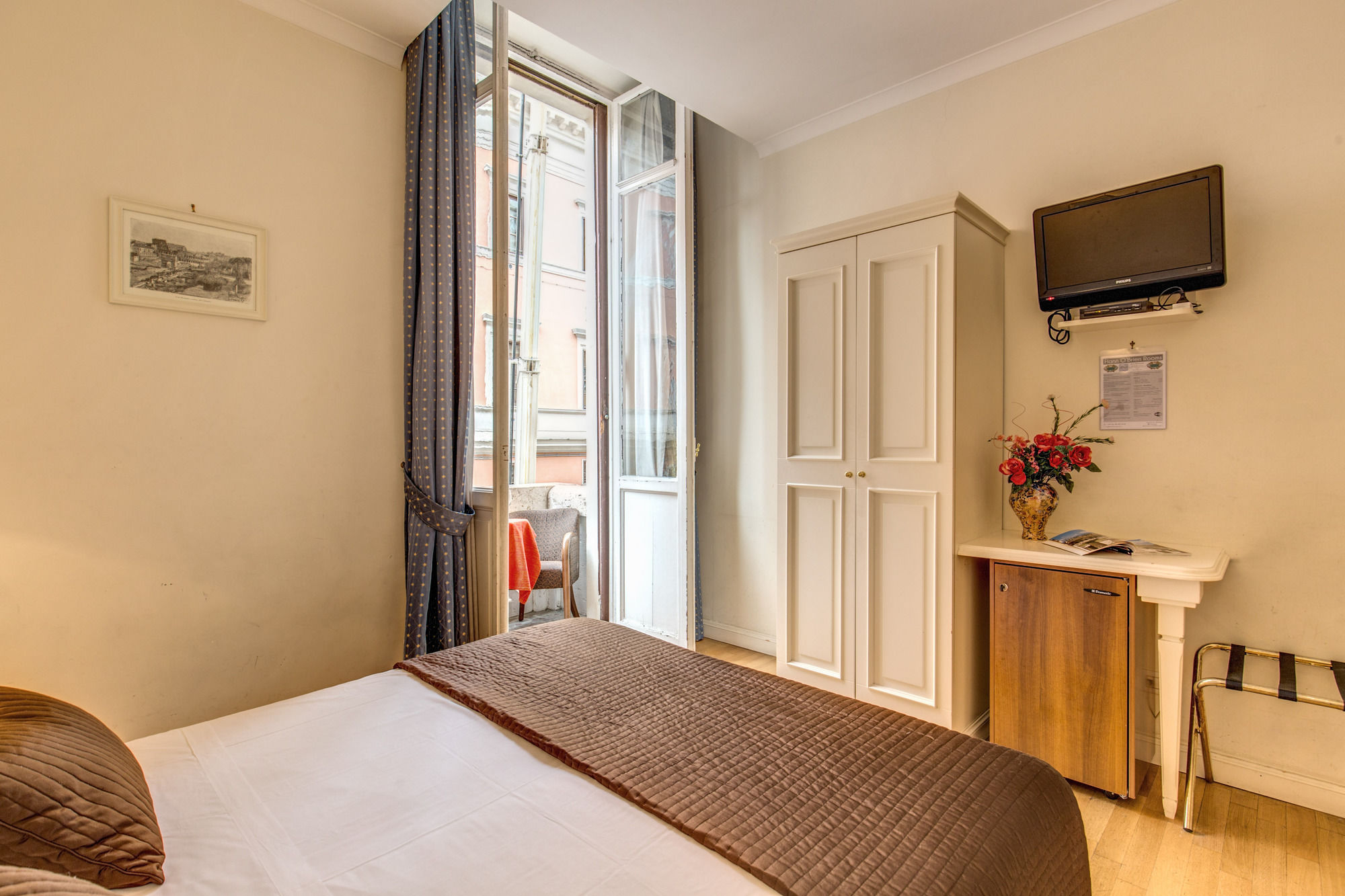 Фото Sacconi Palace Suite Roma
