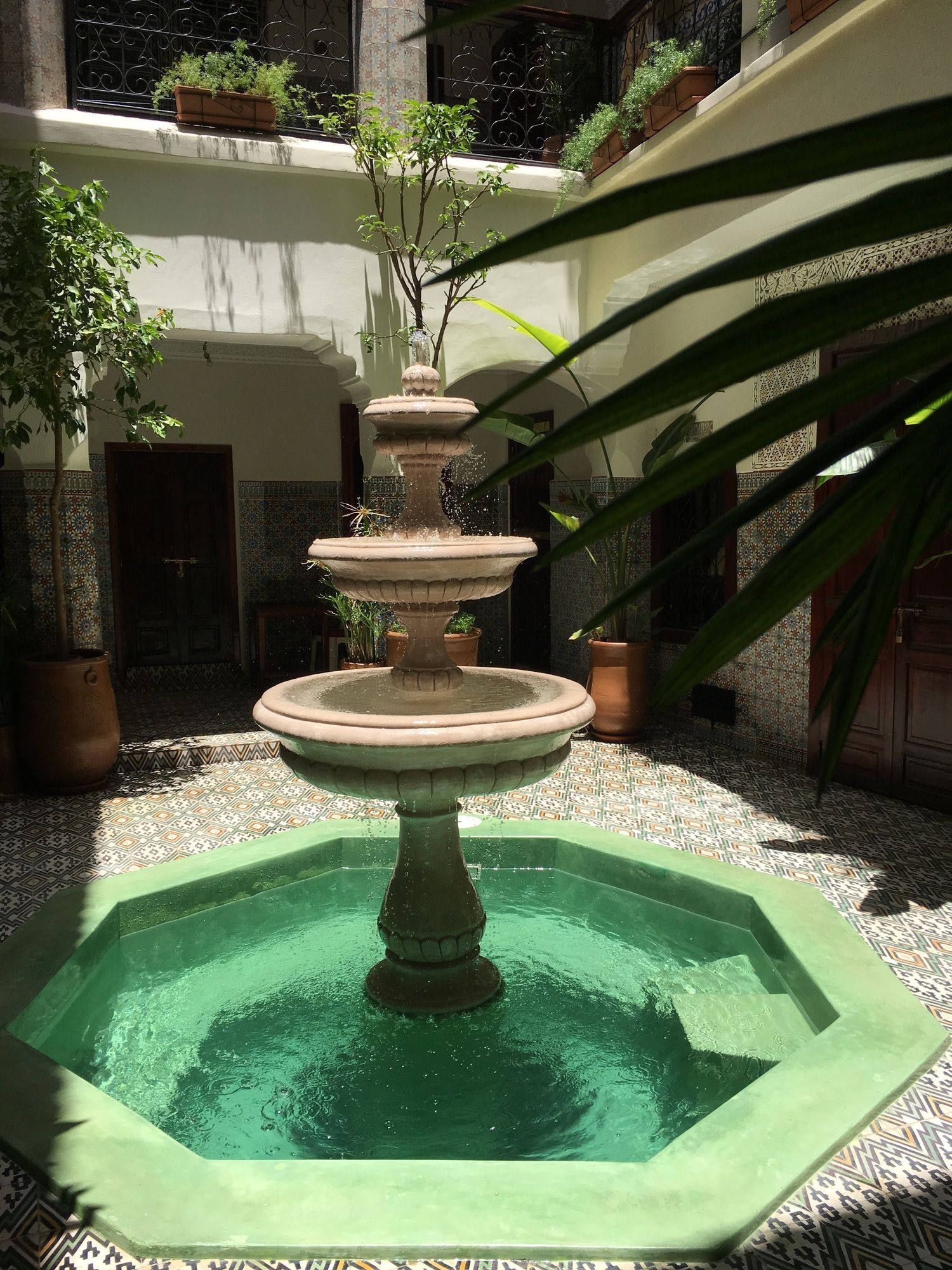 Фото отеля 2